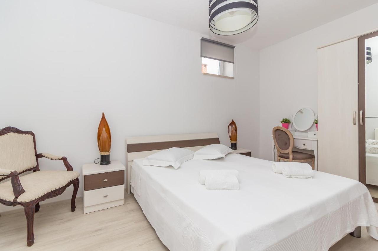 Apartment Box Пореч Екстер'єр фото